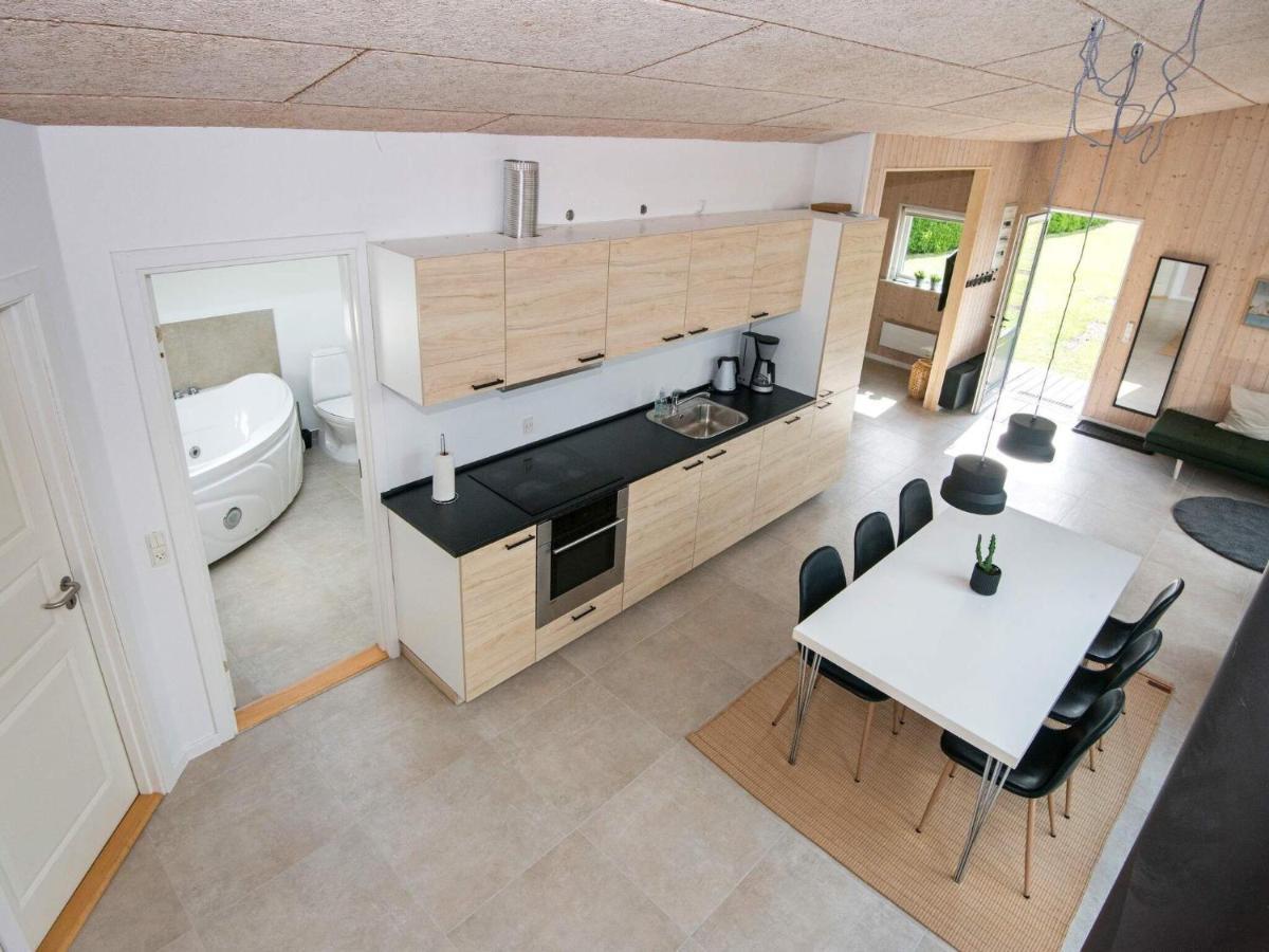 6 Person Holiday Home In Bjert Sonder Bjert Room photo